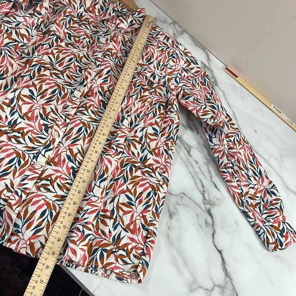 Lands End Button Front Shirt Womens Medium Leaf Print Tropical Linen Long Sleeve - Picture 11 of 12